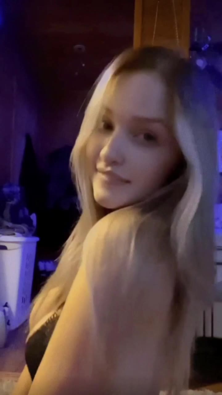 Video-Vorschau von Rebecca