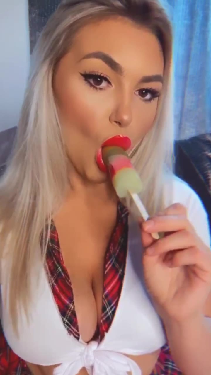 Video-Vorschau von Simona