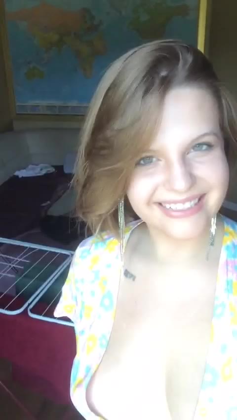Video-Vorschau von Laura